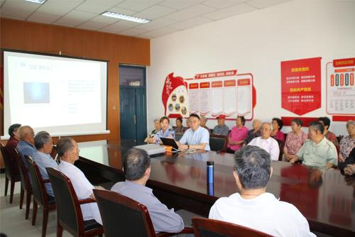 2019年8月29日十一师司法局援疆干部高振宇在第一司法所开展专题公证法律知识讲座