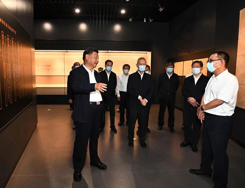 习近平：贯彻新发展理念弘扬塞罕坝精神 努力完成全年经济社会发展主要目标任务