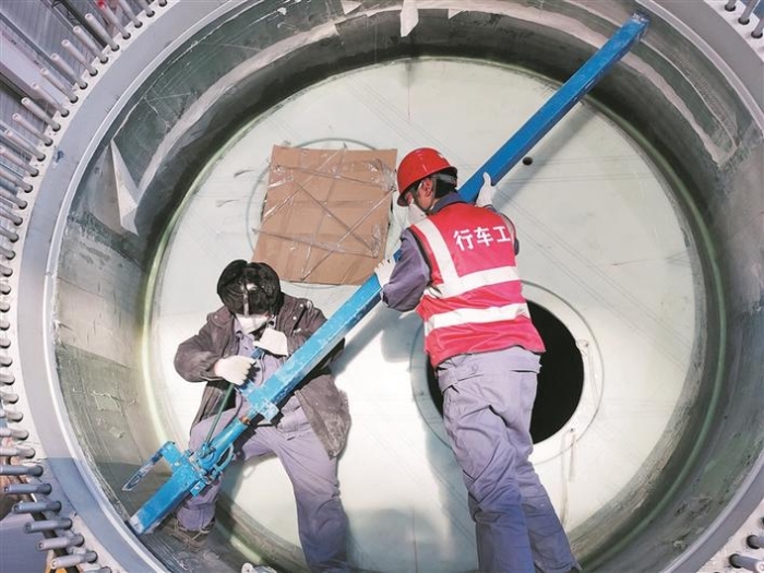 锚定“双碳”目标优化能源产业结构，推动发展方式绿色转型—— “风光”无限看兵团