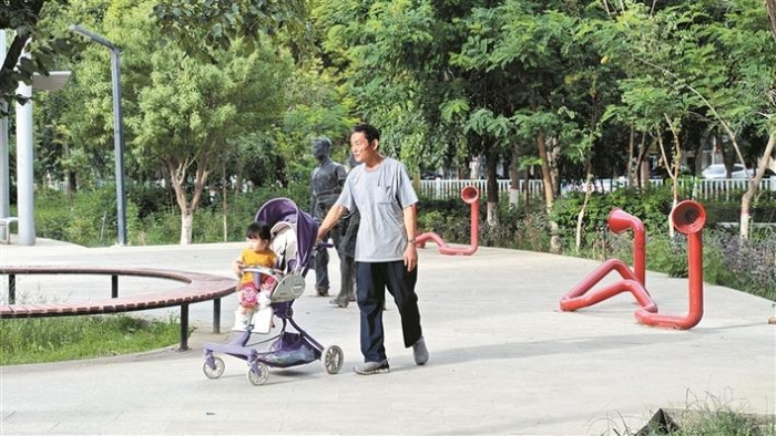 兵团着力推进生态文明建设和环境保护工作—— 打造“绿水青山” 赢得“金山银山”