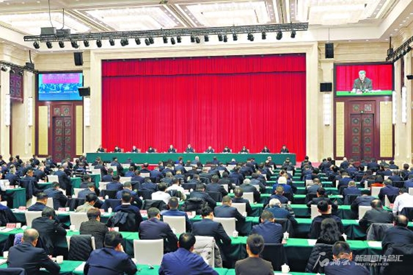 马兴瑞在新疆组织部长会议上强调 深学细悟笃行习近平总书记关于党的建设的重要思想 提升组织工作整体效能 更好保障美丽新疆建设 艾尔肯·吐尼亚孜主持 何忠友张柱陈明国出席