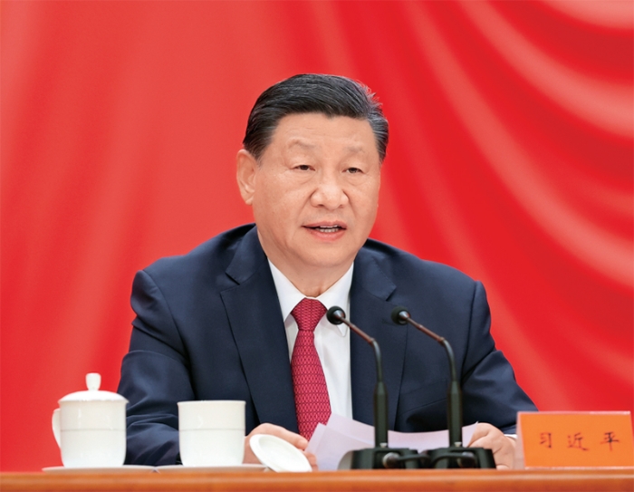 习近平：朝着建成科技强国的宏伟目标奋勇前进