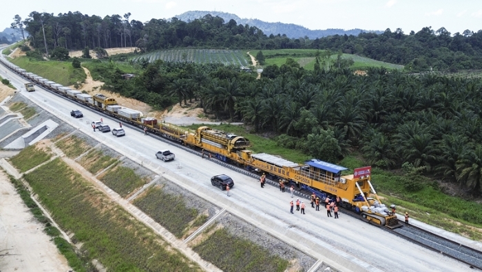 “站在亚洲实现整体振兴的新起点上”——习近平主席对越南、马来西亚、柬埔寨进行国事访问纪实